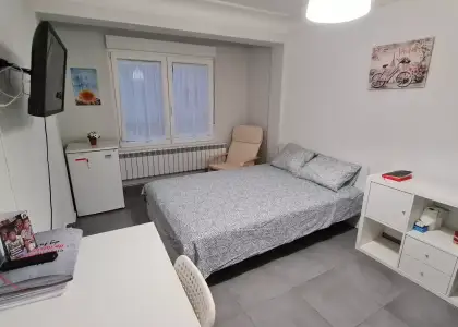 Habitación en piso compartido de 4 habitaciones para estudiantes en alquiler en Zaragoza en Zaragoza