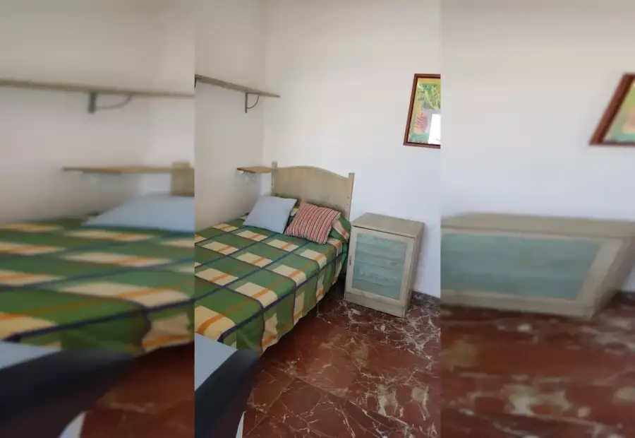Habitación en piso compartido de 5 habitaciones en alquiler en Nicolás Salmerón, ideal para profesionales y estudiantes. en Almería