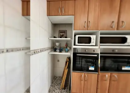 Habitación en piso compartido de 5 habitaciones en Murcia, para profesionales y estudiantes. en Murcia