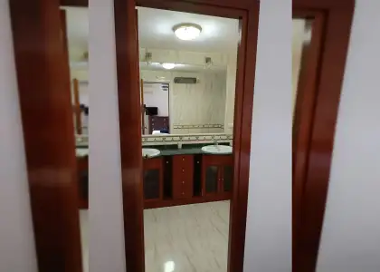 Habitación en piso compartido de 6 habitaciones en Oliveros, ideal para profesionales y estudiantes. en Almería