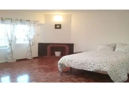 Habitación en piso compartido de 6 habitaciones en Zaragoza, todos los gastos incluidos. en Zaragoza