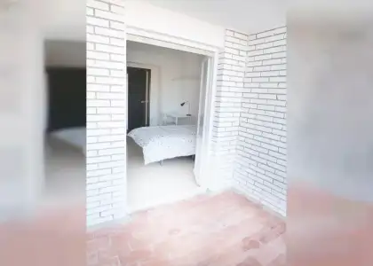 Habitación en piso compartido de 6 habitaciones en Zaragoza, todos los gastos incluidos. en Zaragoza