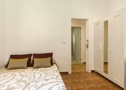 Habitación en piso compartido en Alicante- Solo chicas en Alicante (Alacant)
