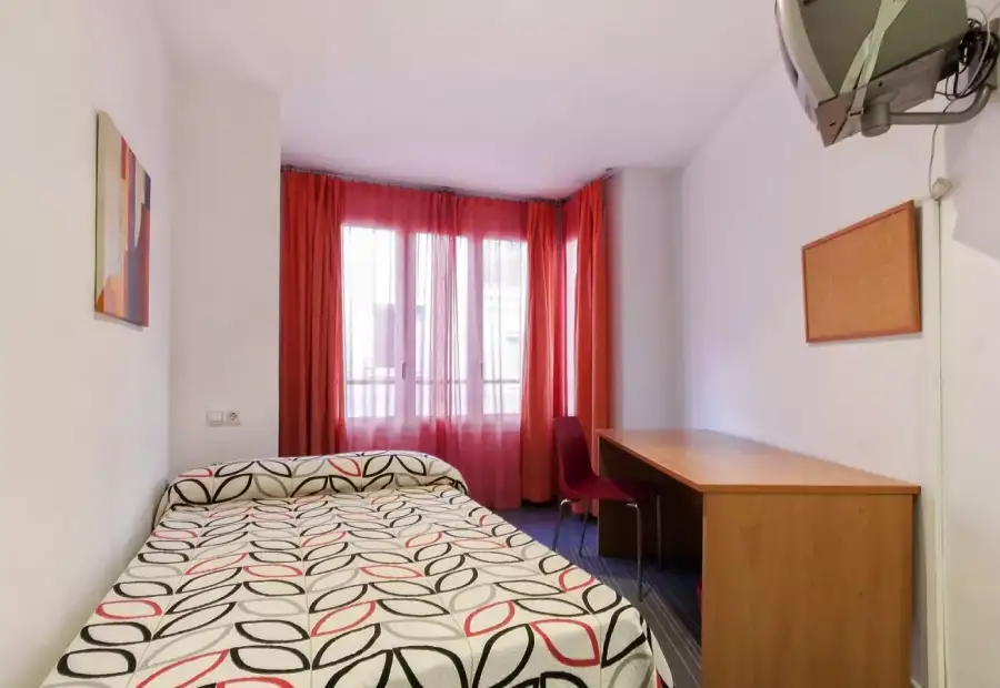 Habitación en piso compartido en Alicante- Solo chicas en Alicante (Alacant)