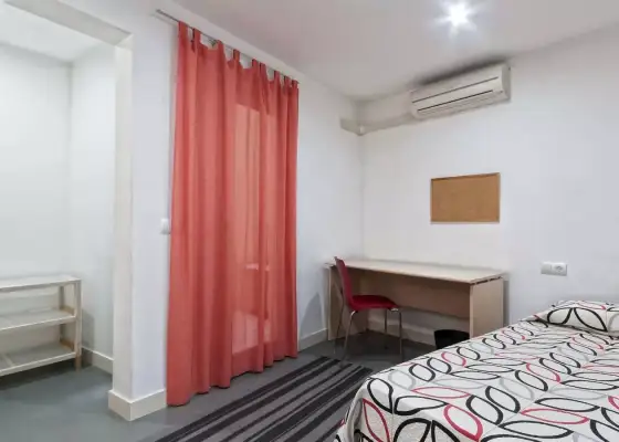 Habitación en piso compartido en Alicante- Solo chicas en Alicante (Alacant)