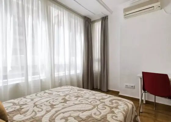 Habitación en piso compartido en Alicante- Solo chicas en Alicante (Alacant)