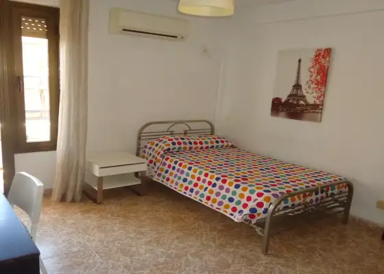 Habitación en piso compartido en Córdoba