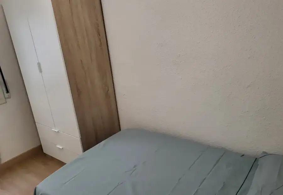 Habitación en piso compartido en Elx en Alicante (Alacant)