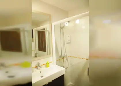 Habitación en piso compartido en Granada en Granada