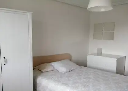 Habitación en piso compartido en Pamplona en Pamplona