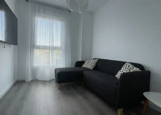 Habitación en piso compartido en Santa Cruz de Bezana en Santander