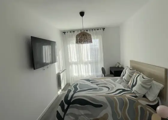 Habitación en piso compartido en Santa Cruz de Bezana en Santander