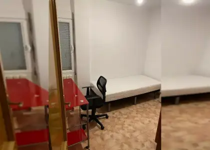 Habitación en piso compartido en Zaragoza en Zaragoza