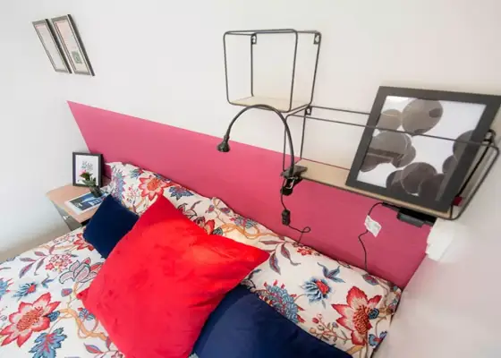 Habitación en un apartamento compartido de 5 habitaciones en Casco Viejo, con todos los gastos incluidos. en Bilbao