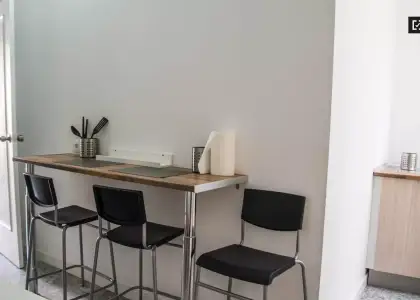 Habitación en un piso compartido de 10 habitaciones en alquiler en Sant Francesc. en Valencia