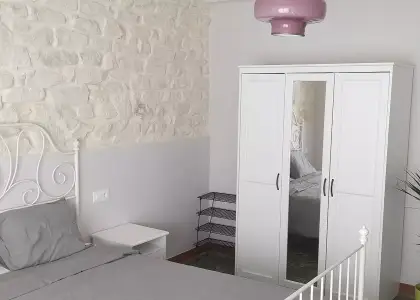 Habitación en un piso compartido de 4 habitaciones en alquiler en Alicante, ideal para mujeres. en Alicante (Alacant)