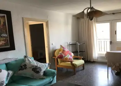 Habitación en un piso compartido de 4 habitaciones en Murcia, ideal para estudiantes. en Murcia