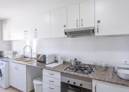 Habitación en un piso compartido de 7 dormitorios en alquiler en Arrancapins, Valencia en Valencia
