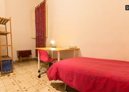 Habitación en un piso compartido de 7 habitaciones en alquiler en Gaztambide para estudiantes. en Madrid