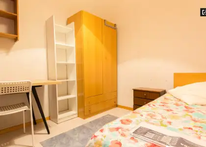 Habitación en un piso compartido de 7 habitaciones en alquiler en Gaztambide para estudiantes. en Madrid