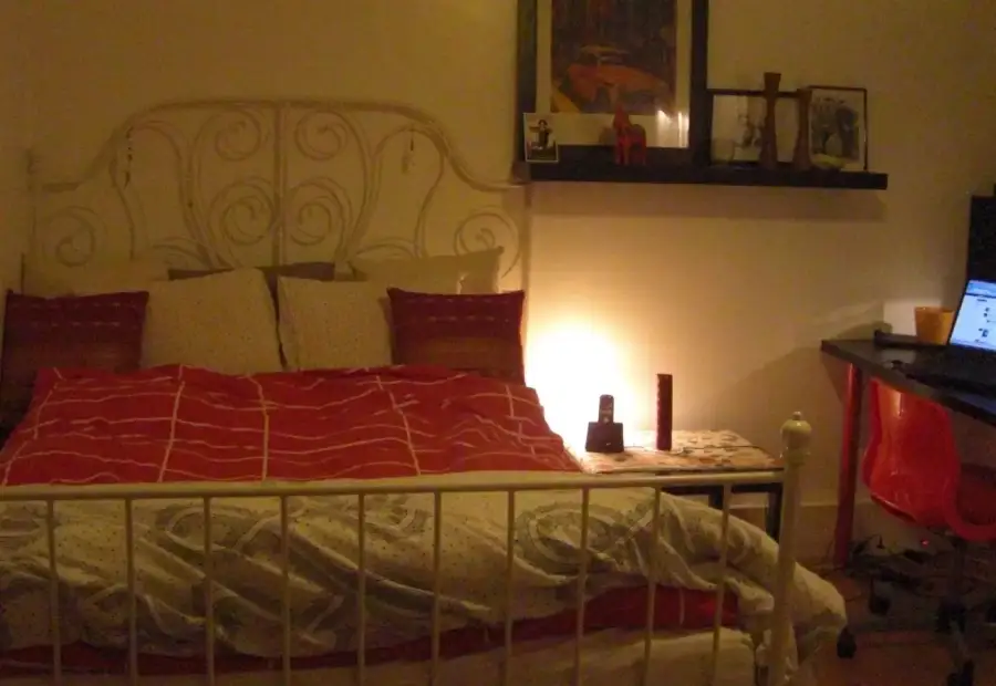 Habitación luminosa con llave independiente en piso compartido, Latina en Madrid