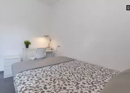 Habitación luminosa en apartamento de 4 dormitorios en Algirós en Valencia
