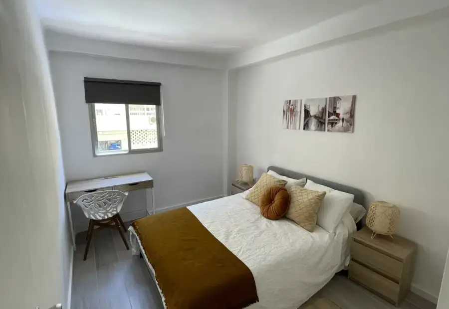 Habitación Moderna y Renovada en la Vibrante Málaga en Málaga