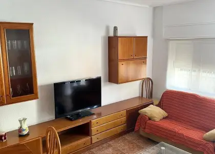 Impecable Adosado en Carretera de Jaén, Albacete - ¡Listo para Entrar a Vivir! en Albacete
