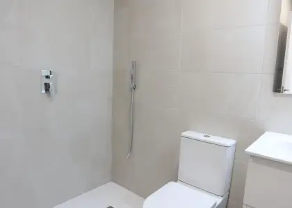 Impecable Casa Reformada en Alcázar de San Juan con dormitorio en planta baja y aerotermia en Alcázar de San Juan