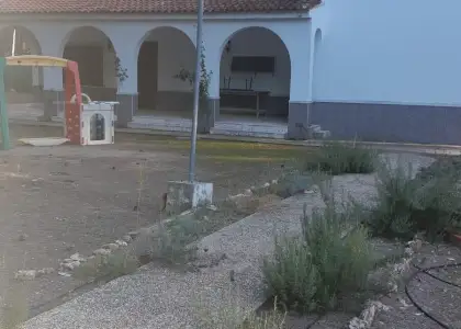 INMOHOUSE vende casa con terreno en urbaización pinares del Júcar. en Albacete