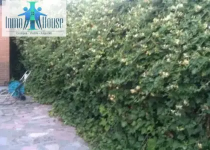 Inmohouse vende casa independiente con piscina propia (ref.m104) en Albacete