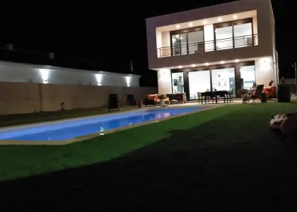 Inmohouse vende chalet de lujo en Urbanizacion los Prados en Albacete