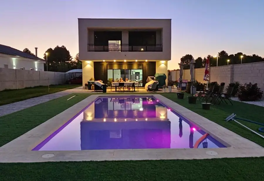 Inmohouse vende chalet de lujo en Urbanizacion los Prados en Albacete