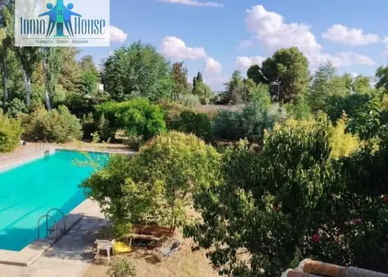 INMOHOUSE VENDE – Chalet de lujo entre naturaleza y ciudad, Urbanización Aguasol, Albacete. en Albacete