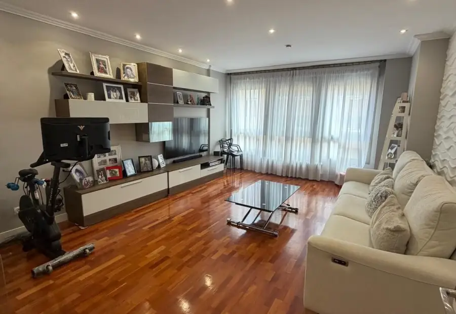 Inmohouse vende piso amplio en pleno centro de Albacete en Albacete