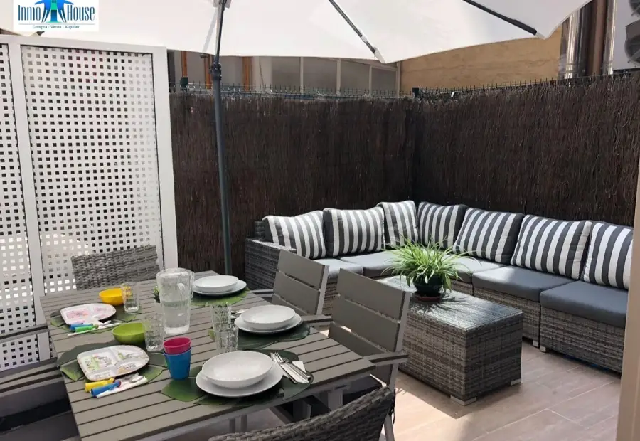 Inmohouse vende precioso y amplio piso en el corazón de Albacete en Albacete