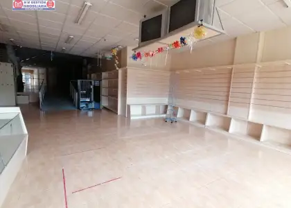 LOCAL COMERCIAL de mas de 300 metros en Plaza de España en Alcázar de San Juan