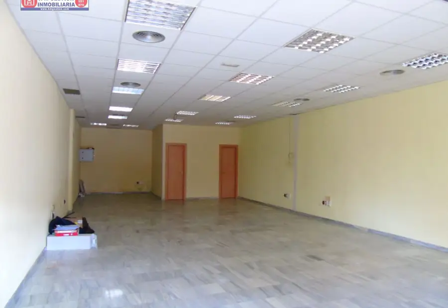 Local comercial en Alcazar de San Juan - Zona El Santo en Alcázar de San Juan