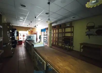 Local comercial en Alcázar de San Juan