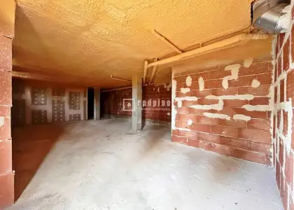 Local comercial en alquiler en Avenida de Castilla, Distrito Único, Alovera, Guadalajara en Alovera
