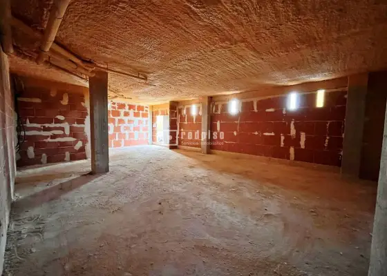 Local comercial en alquiler en Avenida de Castilla, Distrito Único, Alovera, Guadalajara en Alovera