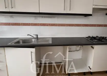 Local comercial en alquiler en Calle Alfonso Xii – 494 M² en Tomelloso