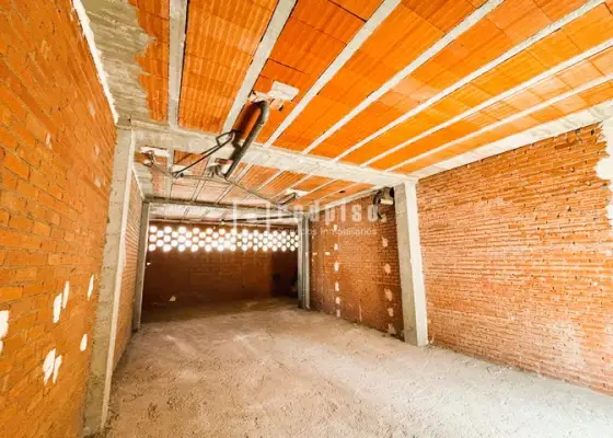 Local comercial en alquiler en Calle de Alicante, Los Valles-San Vazquez - Concordia - Adoratrices, Guadalajara en Guadalajara