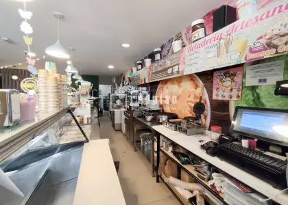 Local comercial en alquiler en Plaza Poeta F G Lorca, Santa Bárbara - Santa María de Benquerencia, Toledo en Toledo