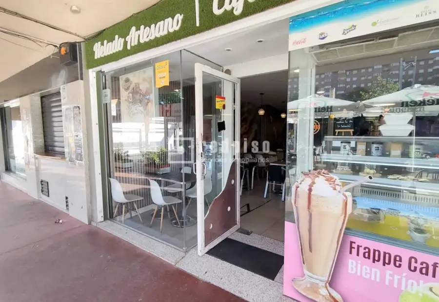 Local comercial en alquiler en Plaza Poeta F G Lorca, Santa Bárbara - Santa María de Benquerencia, Toledo en Toledo