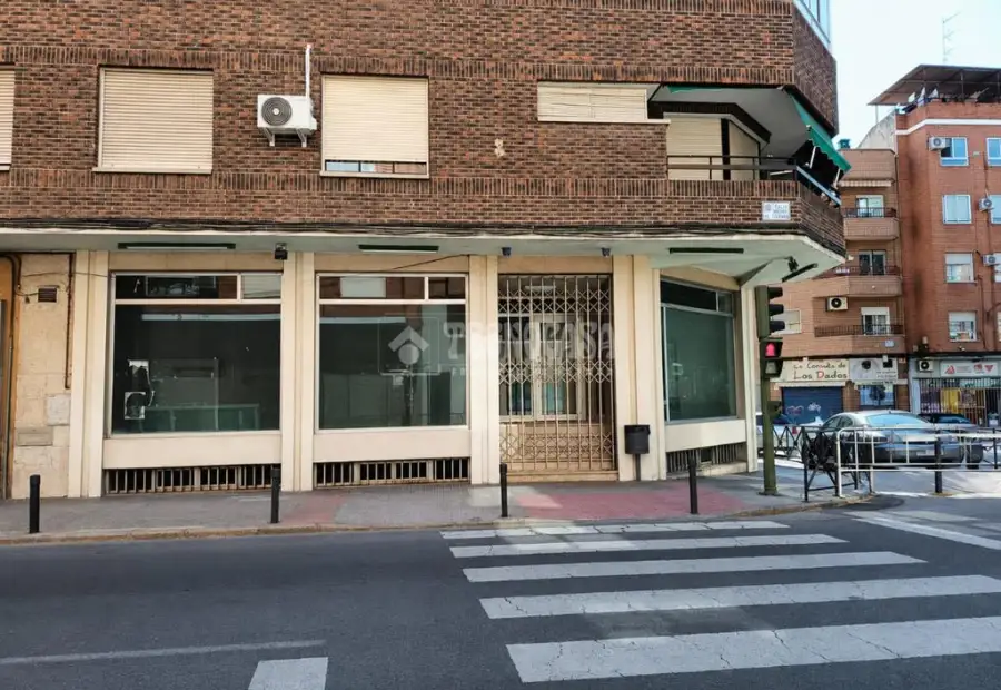 Local comercial en alquiler en Talavera De La Reina - Ayuntamiento - Ronda Sur, Casco Antiguo, 650 € / Mes, 117 m2, ref. 658601 en Talavera de la Reina