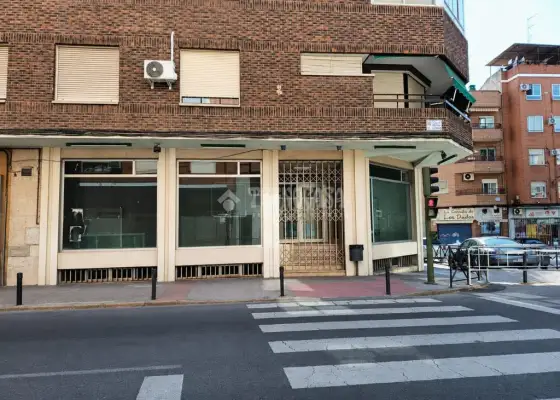 Local comercial en alquiler en Talavera De La Reina - Ayuntamiento - Ronda Sur, Casco Antiguo, 650 € / Mes, 117 m2, ref. 658601 en Talavera de la Reina