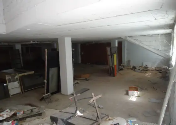 Local comercial en semisotano a pocos metros del centro en Manzanares