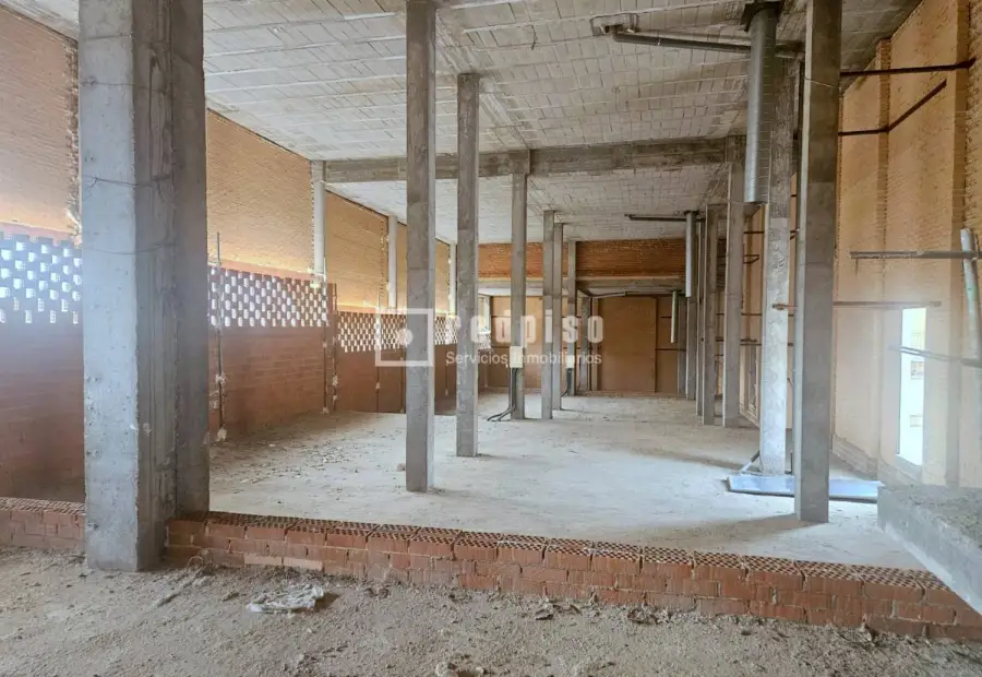 Local comercial en venta en Alameda del Señorío de Illescas, Illescas, Toledo en Illescas