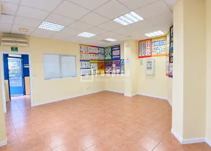 Local comercial en venta en Alovera, Guadalajara en Alovera